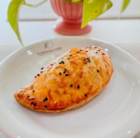 Pastel assado de frango