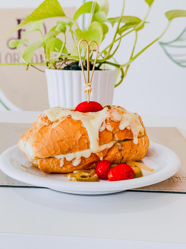 Baguete de costela desfiada