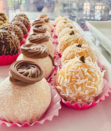 Cento de brigadeiros